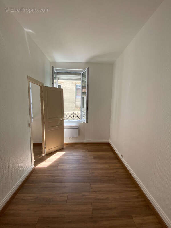 Appartement à FONTENAY-SOUS-BOIS