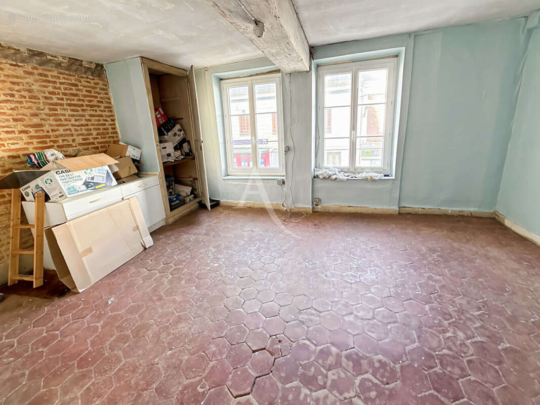 Maison à ETREPAGNY