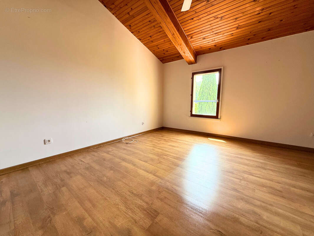 Maison à PIERREVERT