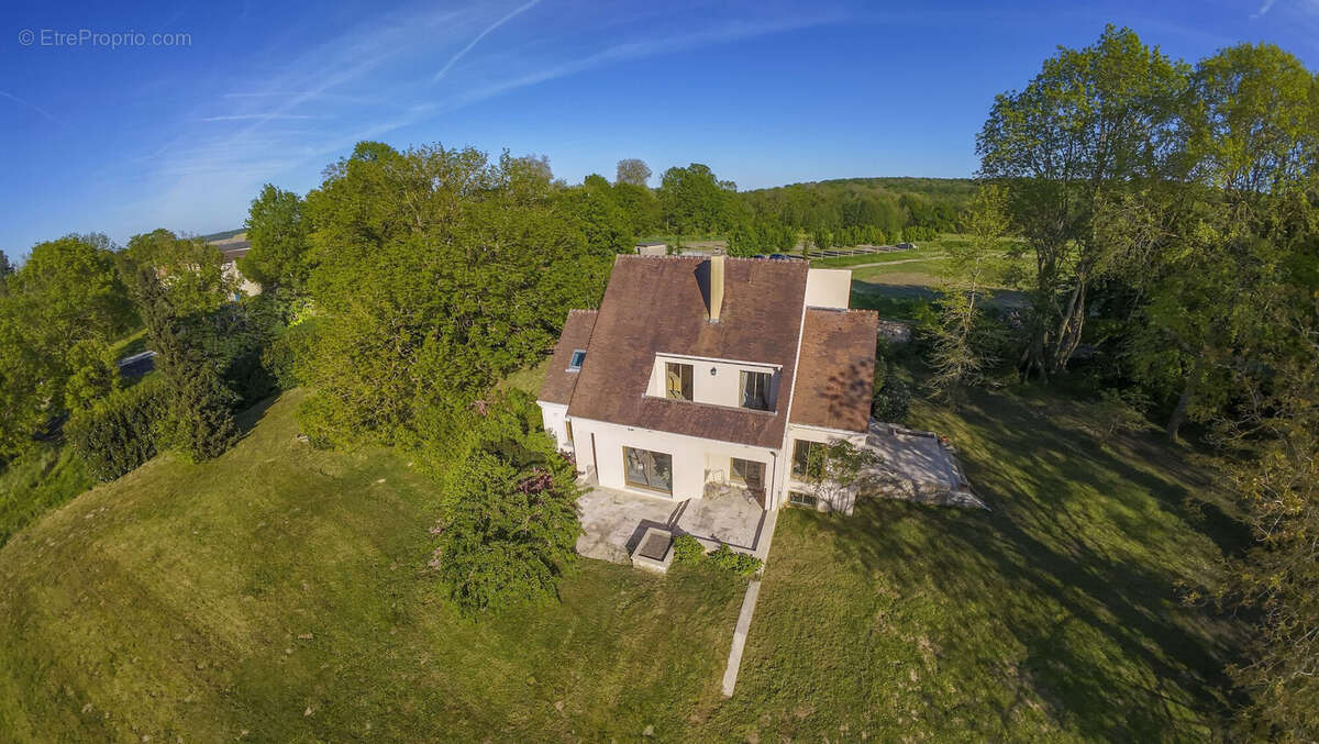 Maison à MAGNY-EN-VEXIN
