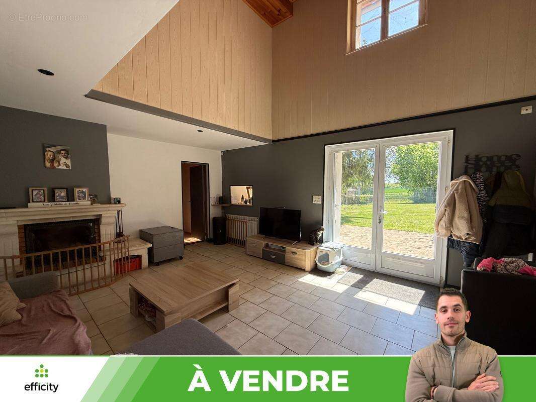 Maison à BLANZAY
