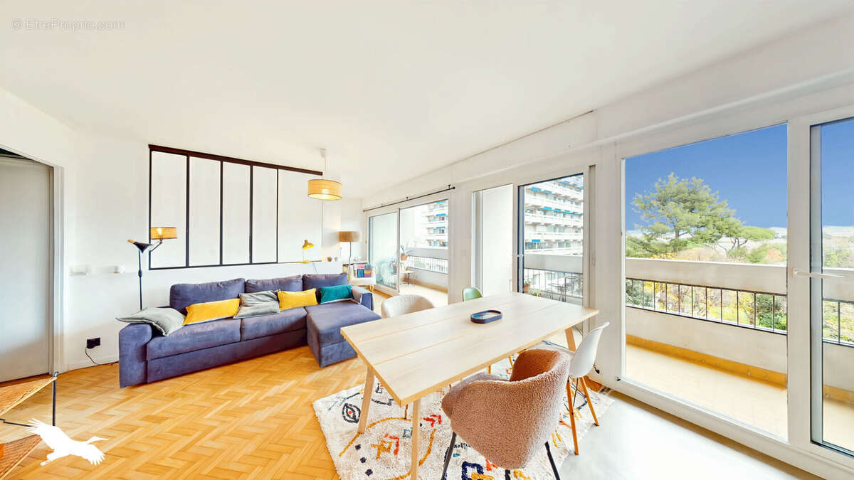 Appartement à MARSEILLE-9E