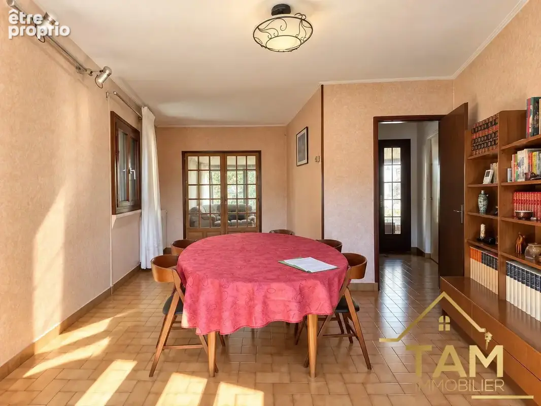 Maison 6 pièces 122 m² à vendre à Fontenay-Le-Fleury (78330) - photo 4