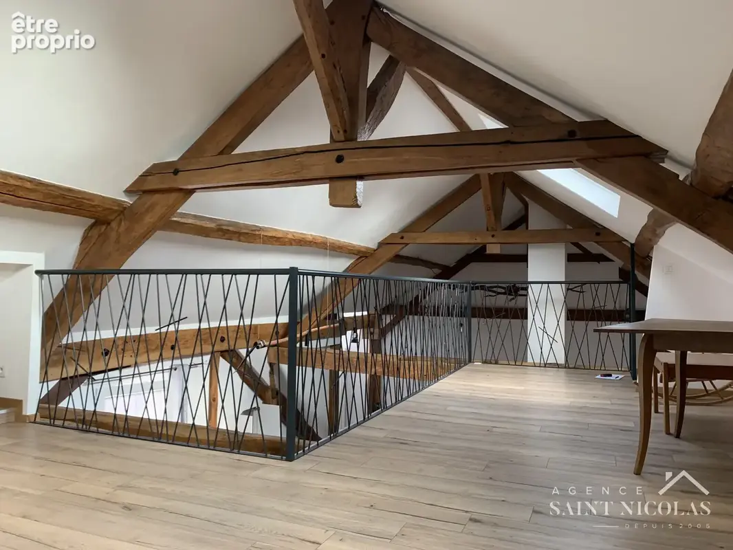 MEULAN CENTRE, maison de ville avec cour et garage, appartement type LOFT de 174 m2 et studio 40m2 - photo 9