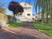 Maison à PARTHENAY
