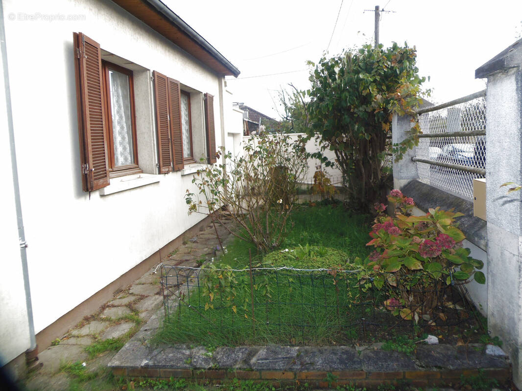 Maison à NEUILLY-SUR-MARNE