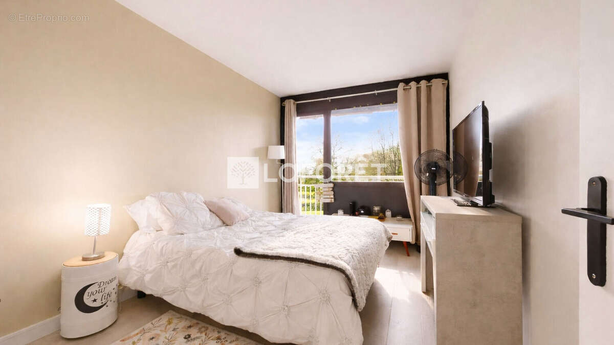 Appartement à VELIZY-VILLACOUBLAY
