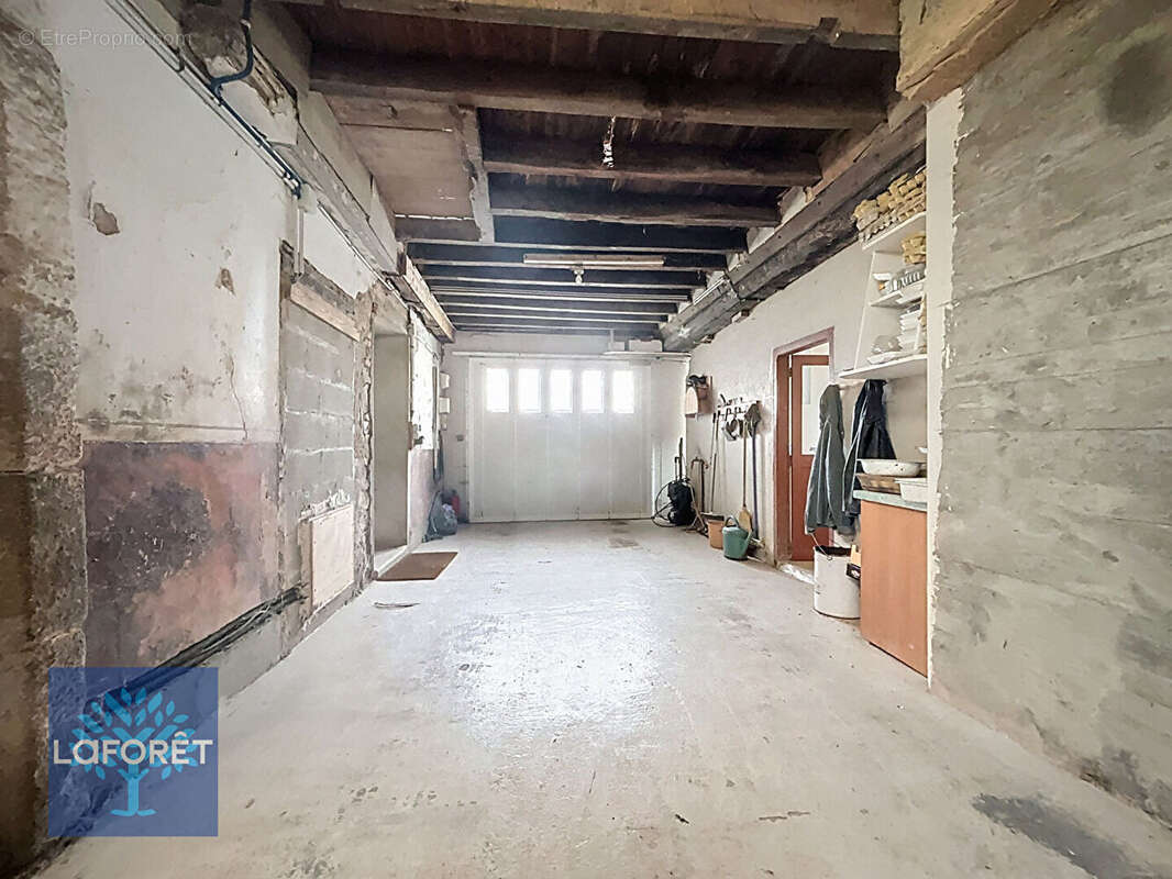 Maison à LA BAZOUGE-DU-DESERT