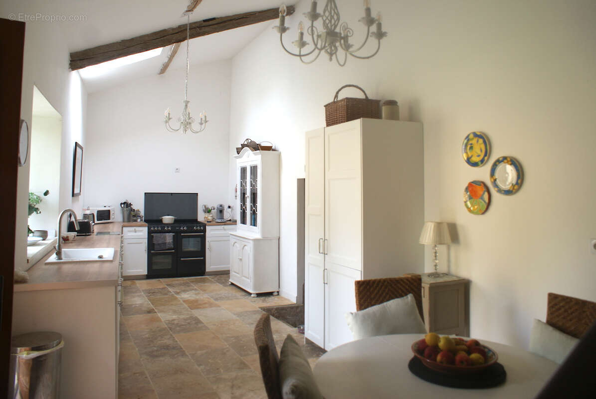 Maison à AUBETERRE-SUR-DRONNE