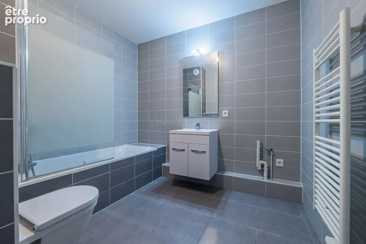 Souffelweyersheim - Superbe 2 pièces 53m2 - terrasse 21m2 - parking couvert - photo 9