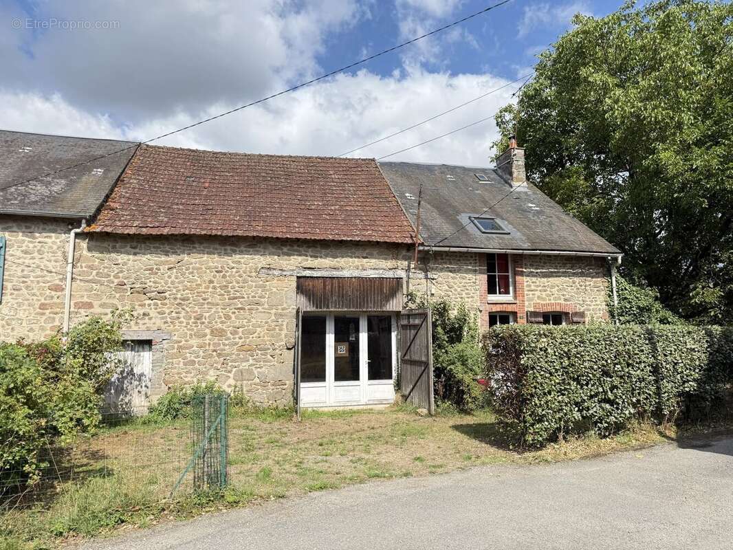 Maison à SAINT-VAURY