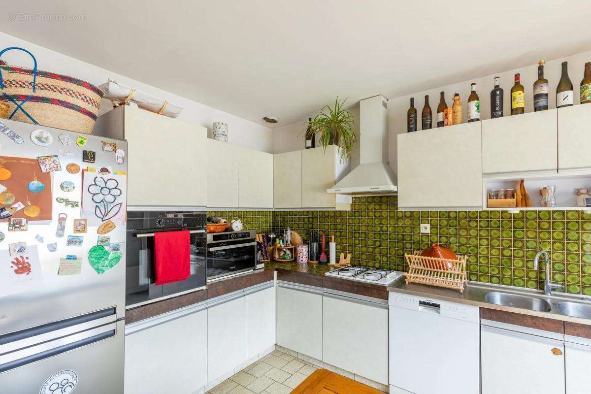 Maison de 5 pièces de 121 m² à Rezé - photo 6