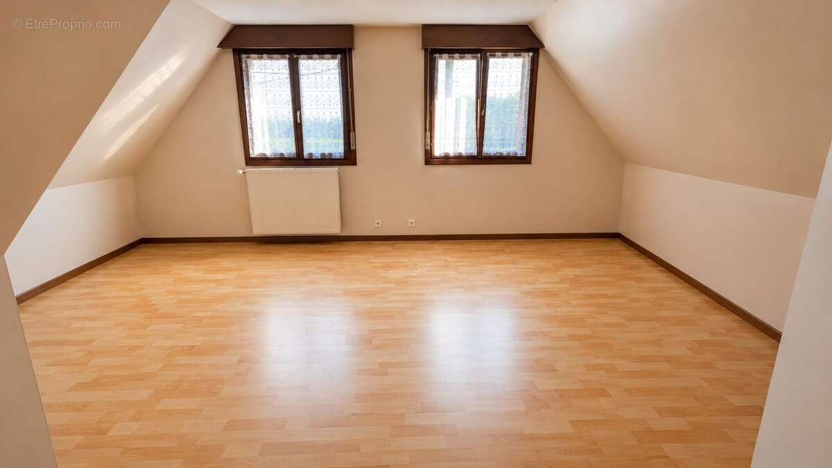 Maison à MERIGNIES