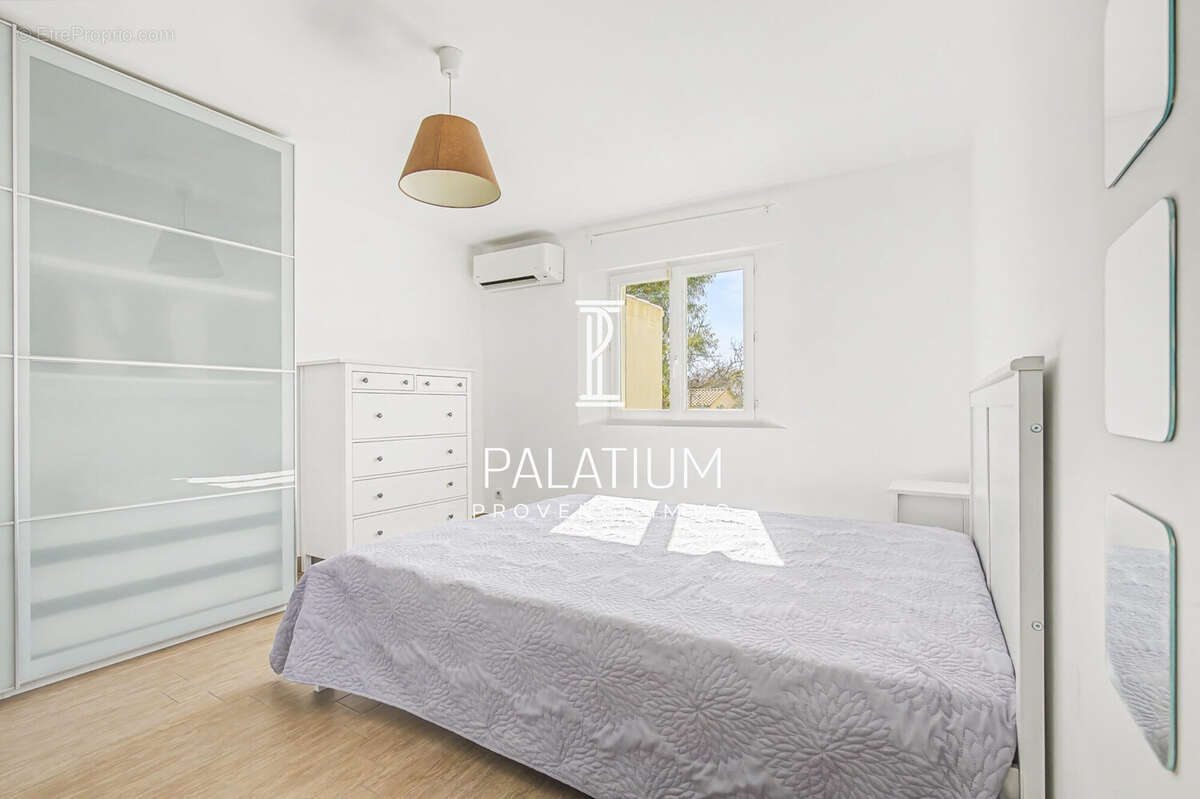 Maison à PELISSANNE