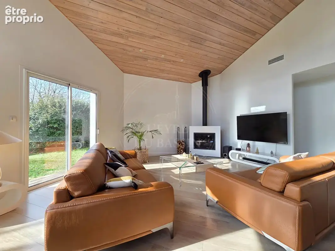 Maison  4 pièce(s) 142 m2 Lacanau de Mios - photo 7