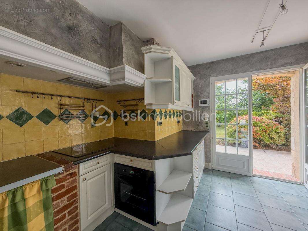 Maison à PONT-L&#039;EVEQUE