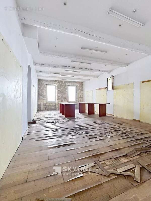 Appartement à MARSEILLE-1E