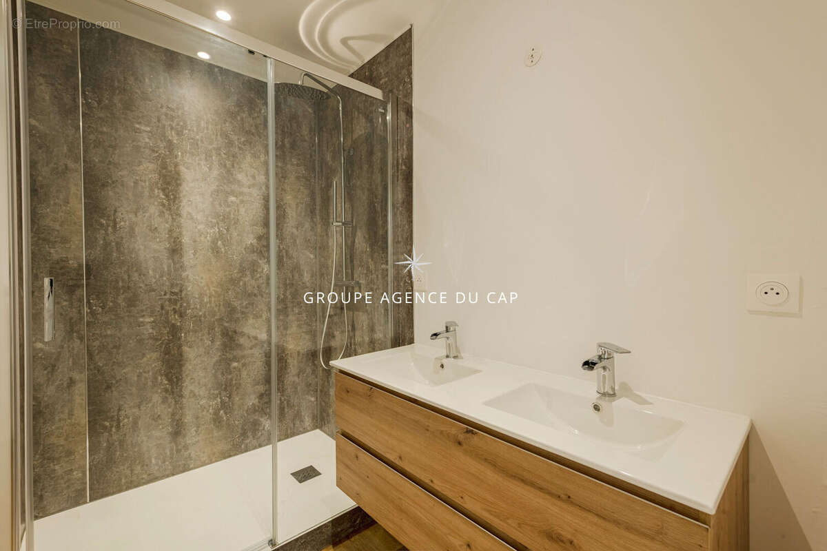 Appartement T4 Fréjus proche centre ville à pied - photo 10