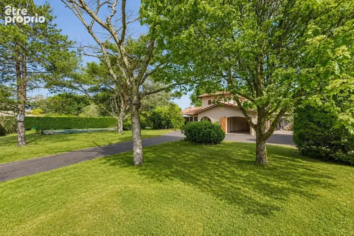Maison familiale 7 pièces à Sadirac avec piscine - photo 22