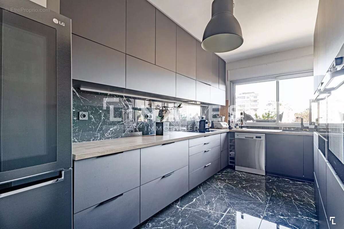 Appartement à MARSEILLE-8E