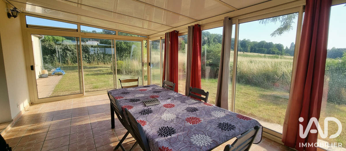 Photo 5 - Maison à SACHE