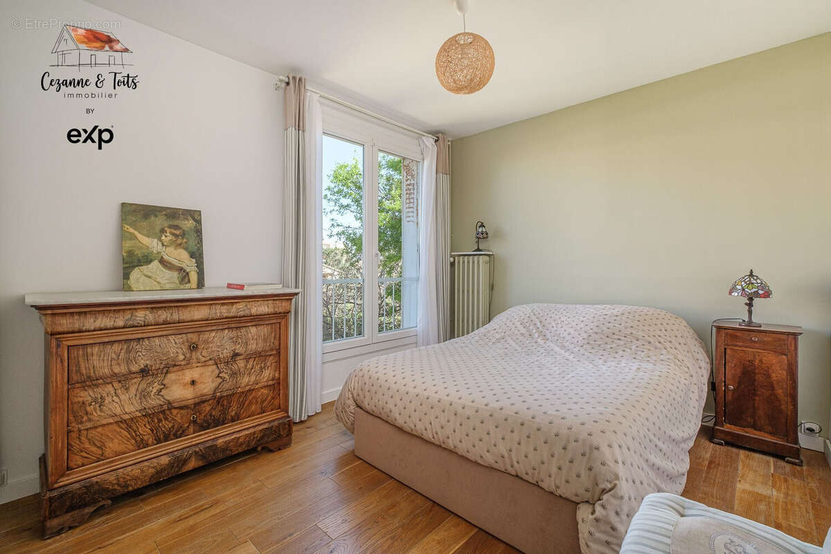 Appartement à MARSEILLE-9E