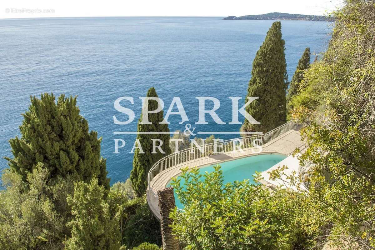 Appartement à CAP-D'AIL