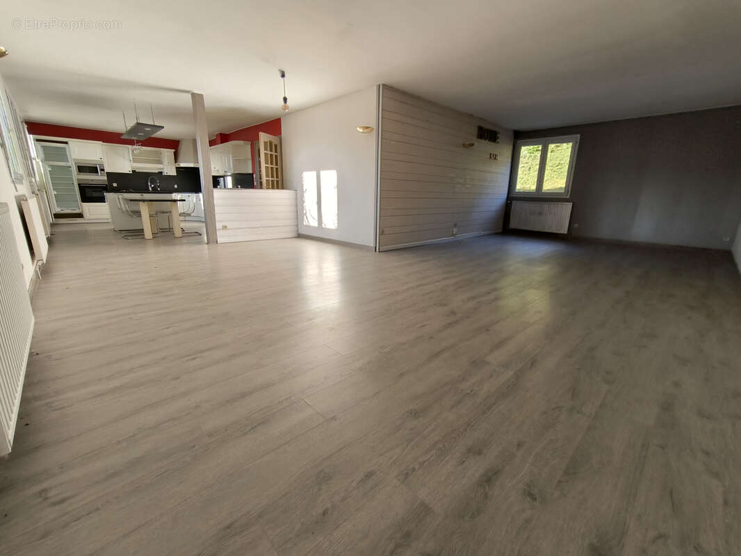 Maison à MONTIVILLIERS