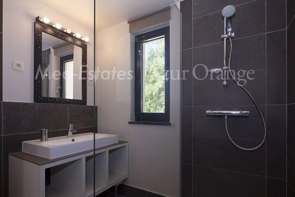 Appartement à GRIMAUD