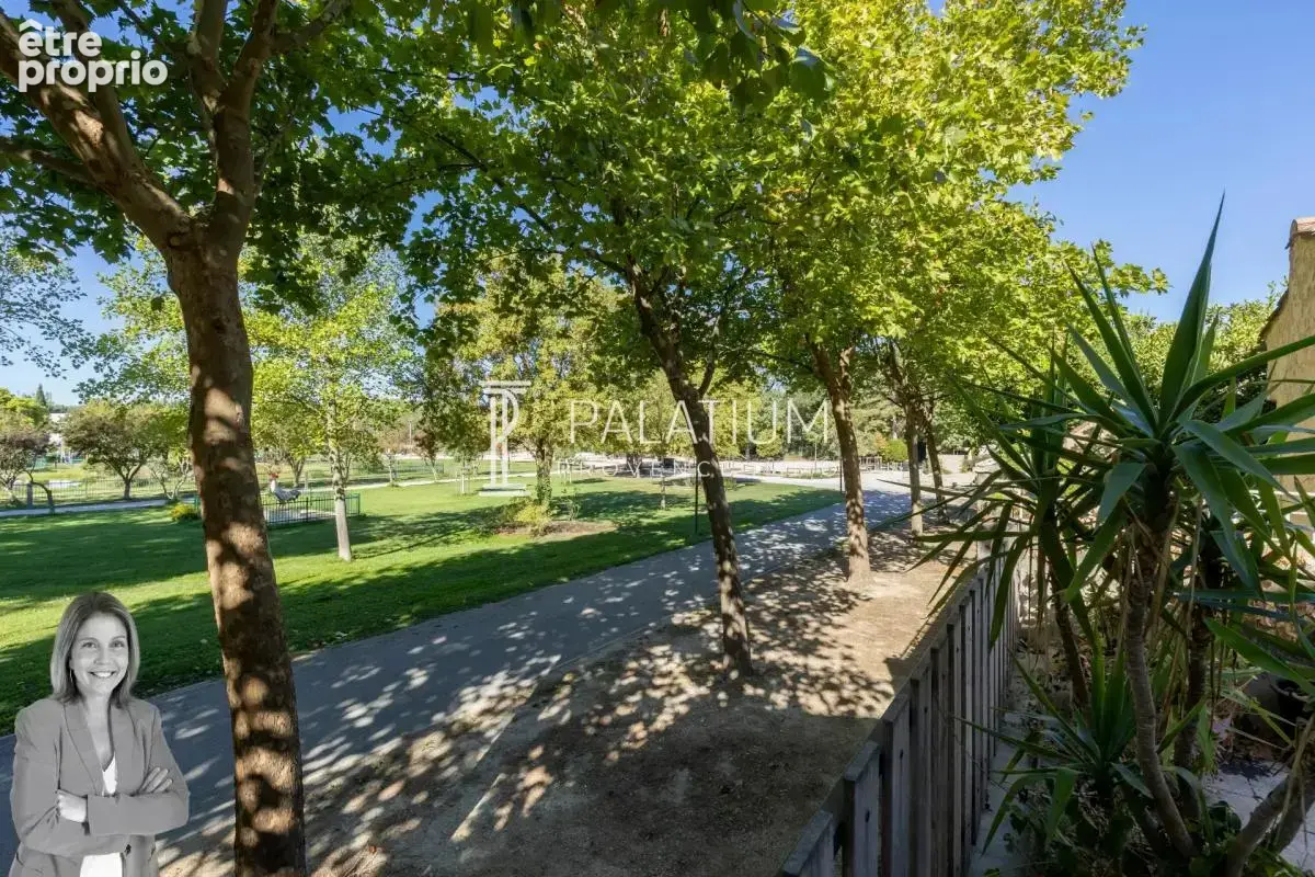 Sorgues- Grande maison de ville avec 3 studios indépendants et vue sur parc; - photo 3