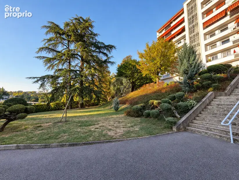 TASSIN-LA-DEMI-LUNE   T3 58 m2   Idéalement situé   Résidence arborée   Vue sur parc - photo 15