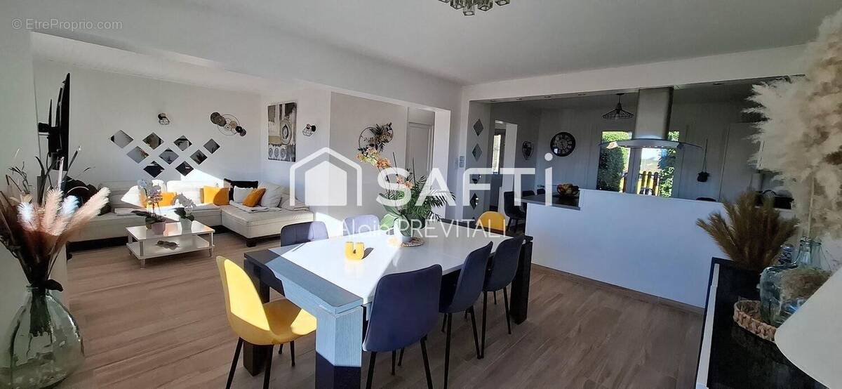 Photo 1 - Maison à OYONNAX
