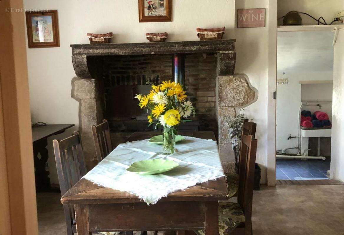 Maison à LURCY-LEVIS