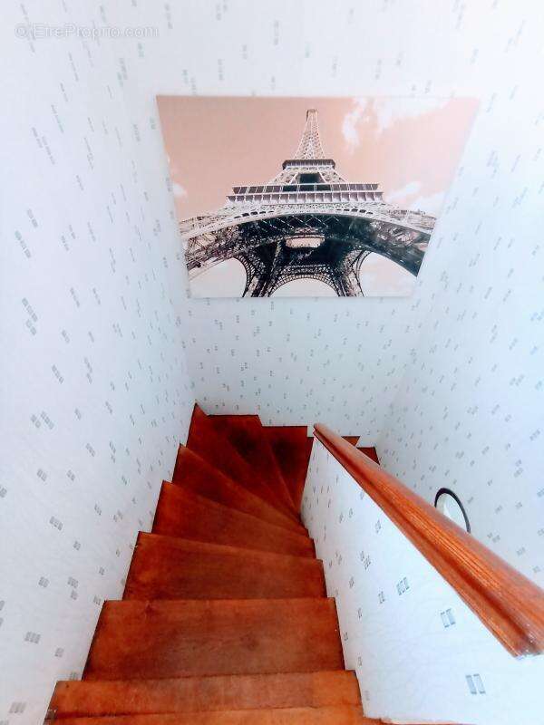 Maison à LUSSAC-LES-CHATEAUX