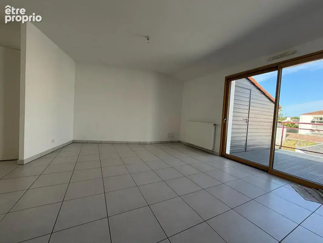 T3 lumineux de 60 m² avec terrasse et garage ? Plein centre de Saint-Jean-de-Monts - photo 3