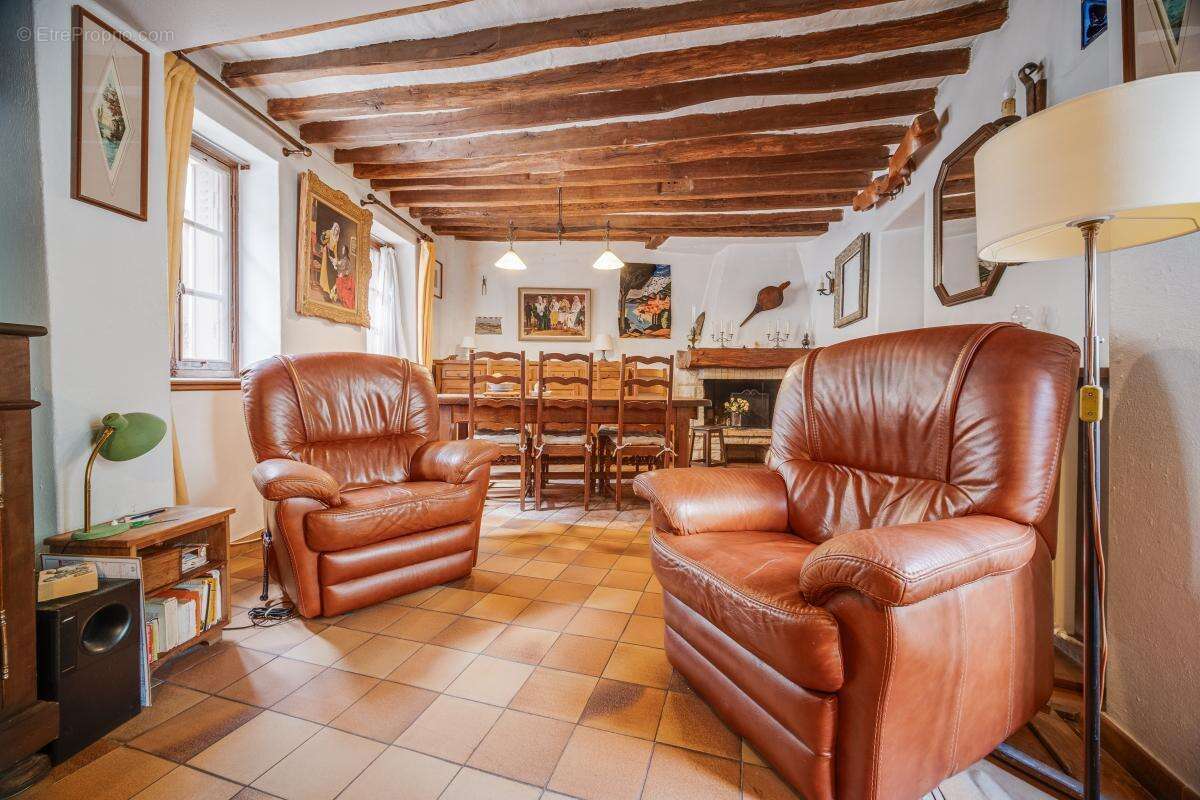 Maison à CARRIERES-SUR-SEINE