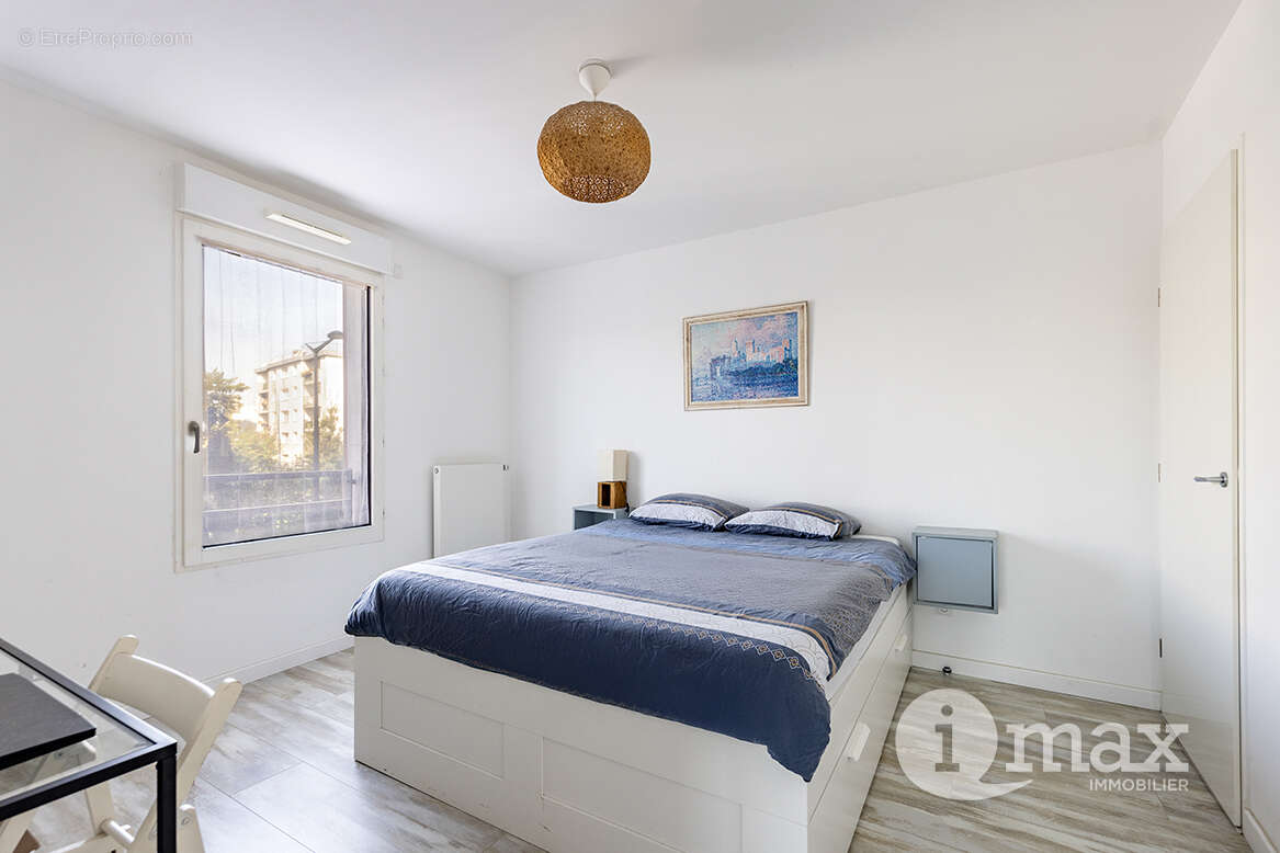 Appartement à BOIS-COLOMBES