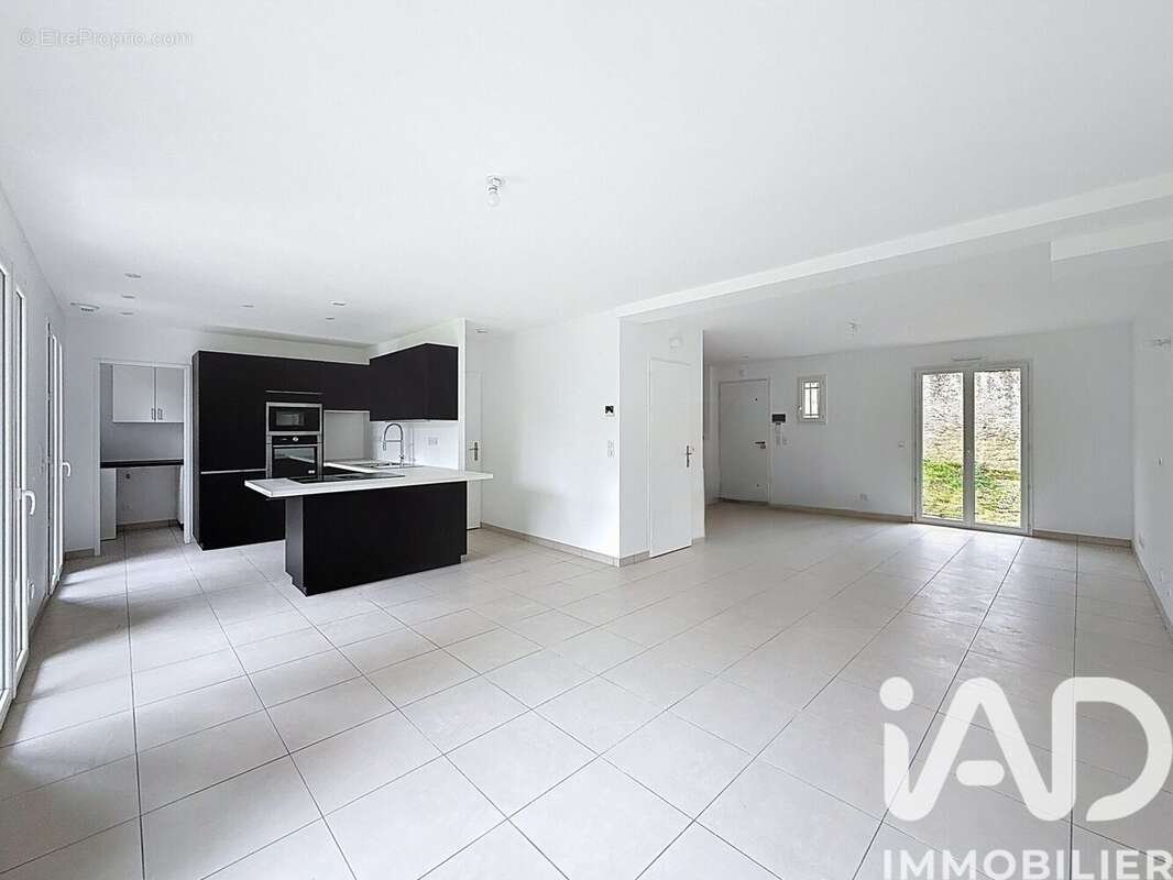 Photo 4 - Maison à VERRIERES-LE-BUISSON