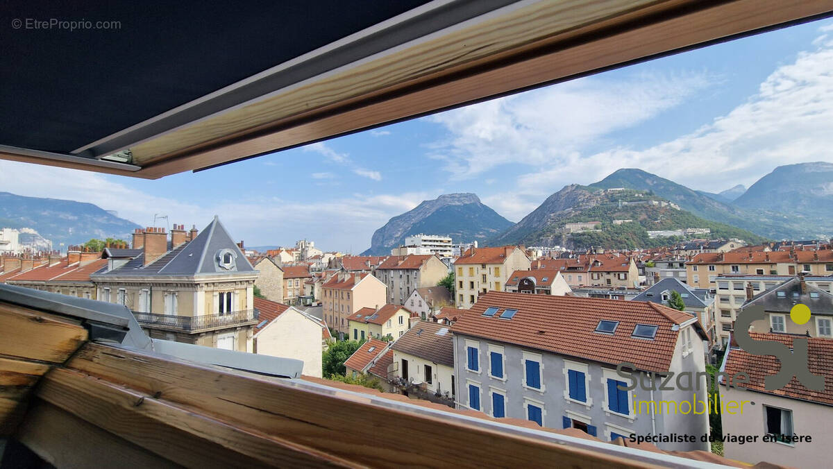 T3 à vendre rue Condorcet vue bastille - Appartement à GRENOBLE