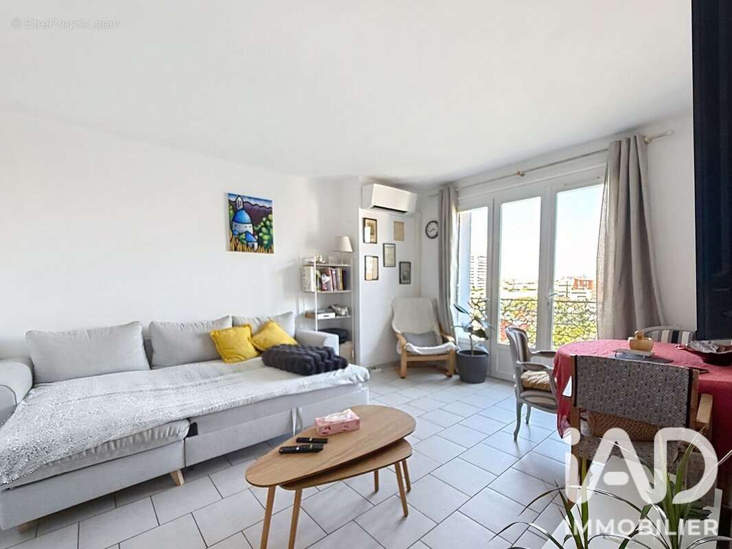 Appartement 61 m² à Nimes  - photo 2
