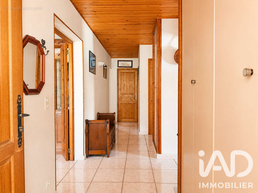 Maison 104 m² à Oraison  - photo 8
