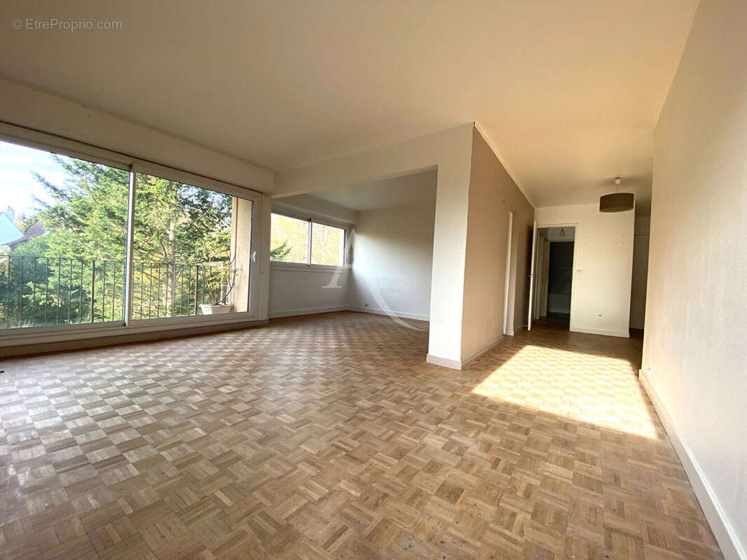 Appartement à GIF-SUR-YVETTE