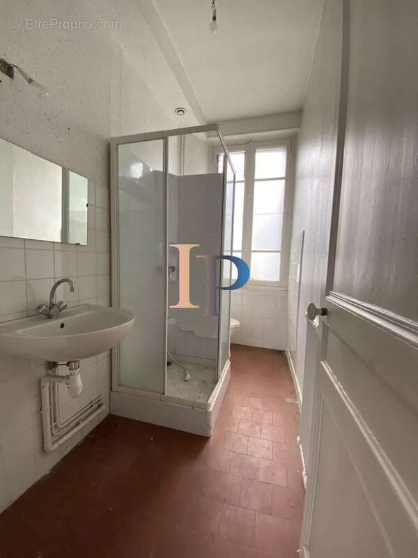 Maison à LA CLAYETTE