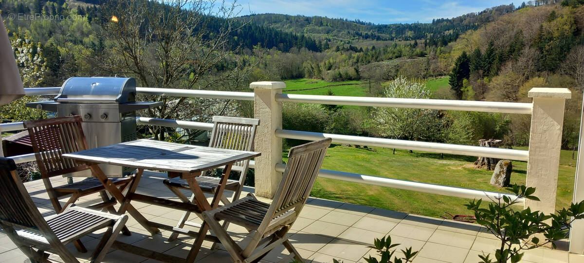 Maison à SAINTE-FEYRE