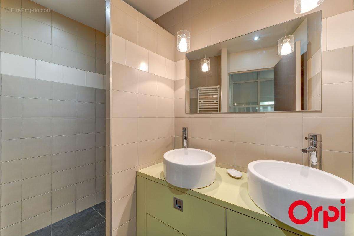 Appartement À Vendre - photo 18