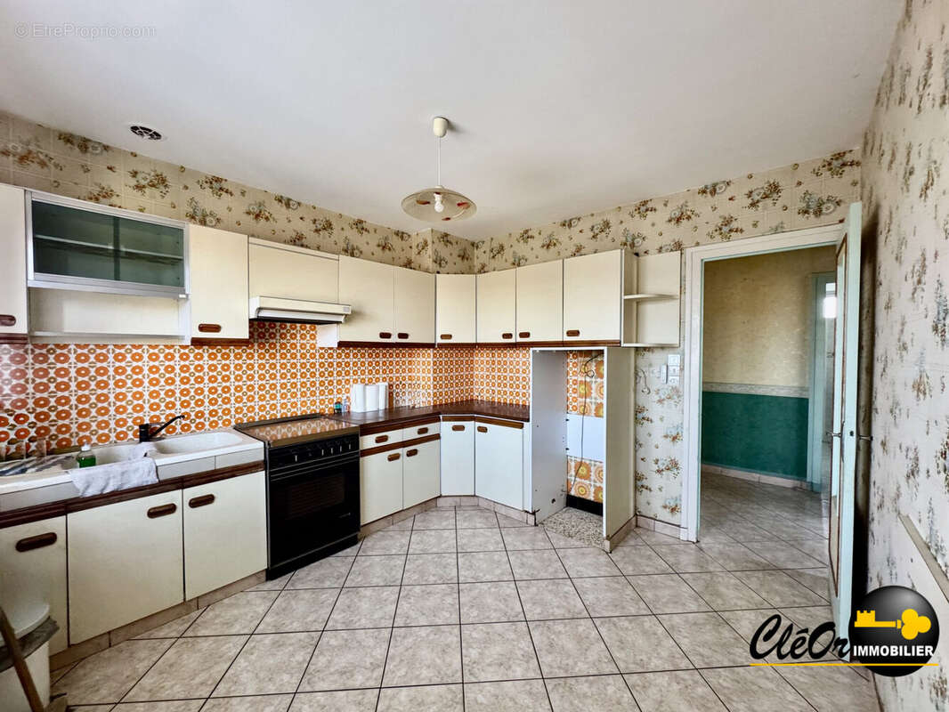 Cuisine - Maison à SASSENAY