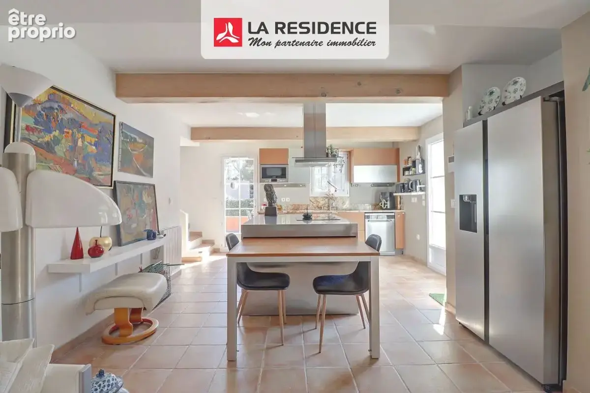 Maison 110 m² à Saint-Raphael  - photo 7