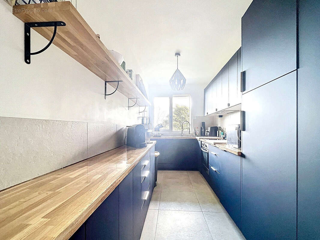 Appartement à SURESNES