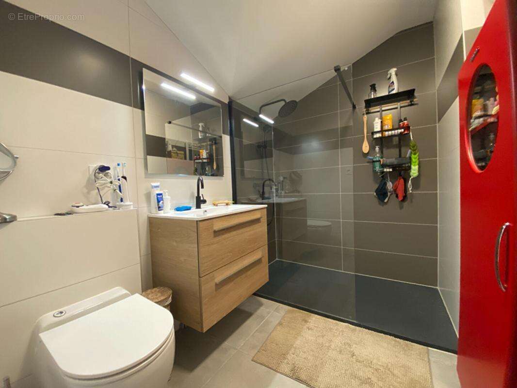 Appartement à ANTHY-SUR-LEMAN