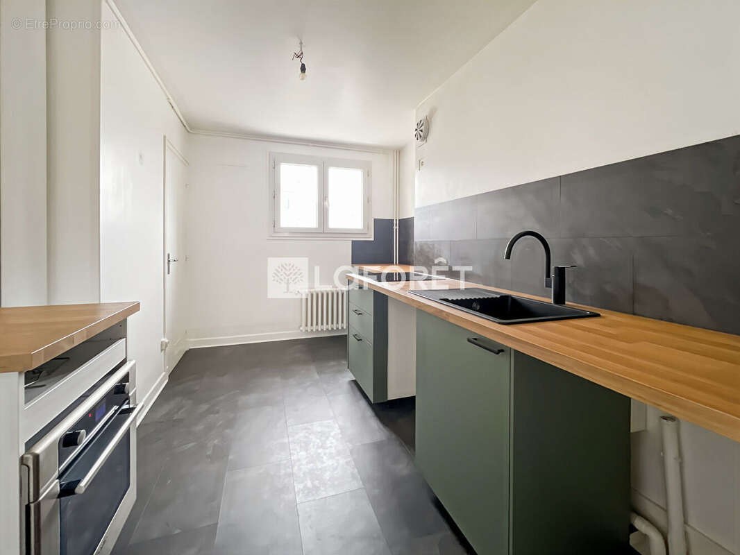 Appartement à MAISONS-ALFORT